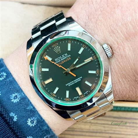 rolex milgauss vetro verde|rolex milgauss weight.